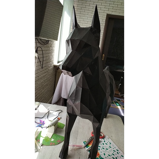 Doberman đứng 2 - Mô hình giấy