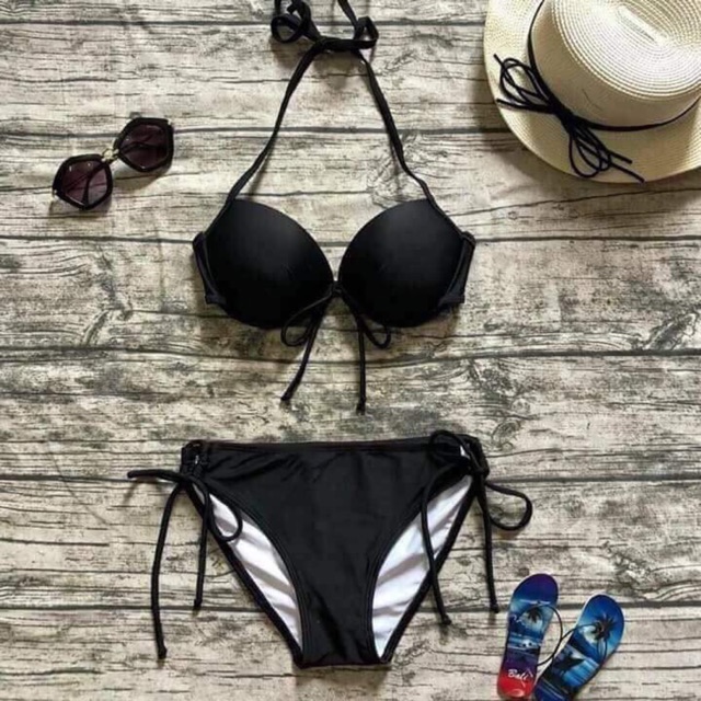 Bikini 2 mảnh chip