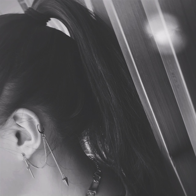 Hoa tai unisex phong cách hàn quốc