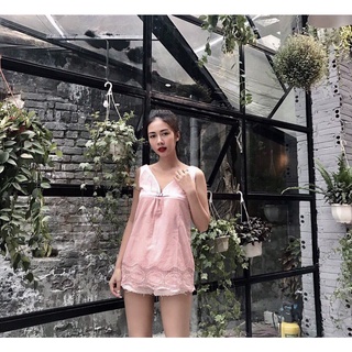Áo 2 dây cổ tim viền ren
