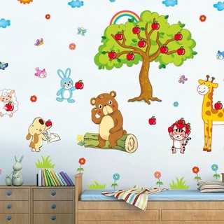 Decal dán tường mẫu Thú cây táo