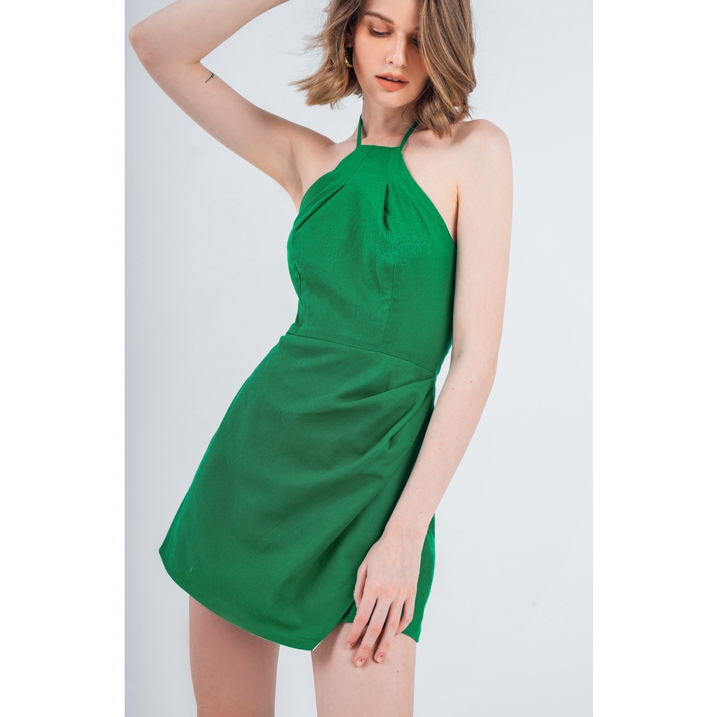 CLOTHES BAR Váy Karah kiểu dáng hai dây cổ yếm, khoe lưng trần, thắt chiết eo màu sắc cá tính trẻ trung