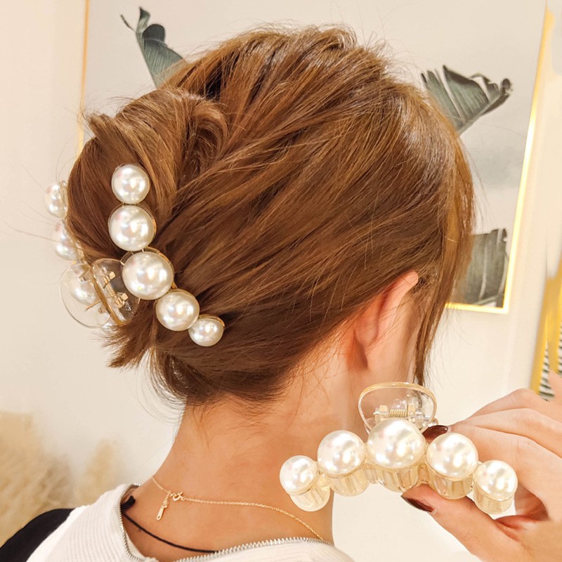 Kẹp tóc đính ngọc trai thiết kế thời trang dành cho nữ