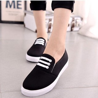 GIÀY LƯỜI NỮ ÊM CHÂN BA DÂY MÀU ĐỎ NĂNG ĐỘNG | BigBuy360 - bigbuy360.vn