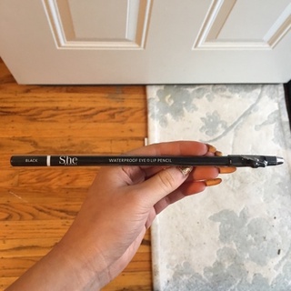 Chì kẻ mí mắt She waterproof eye & Lip pencil (black)