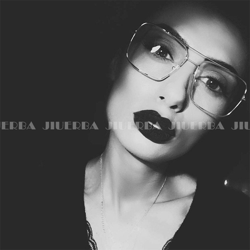 Kính mát gọng vuông phong cách cổ điển thời trang dành cho cả nam và nữ