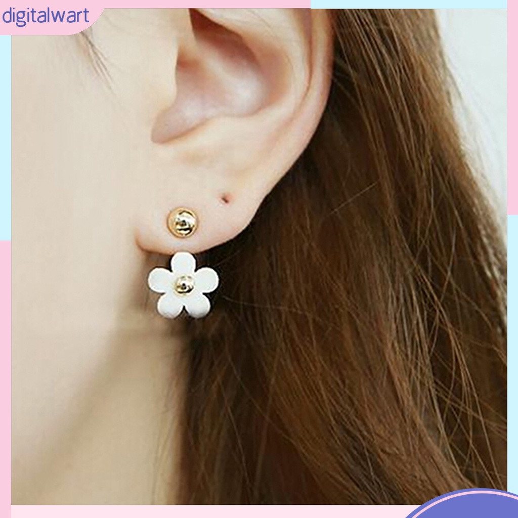 Đôi khuyên tai hình hoa cúc thanh lịch và thời trang cho nữ