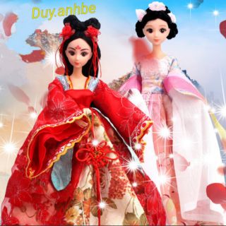 Búp bê cổ trang