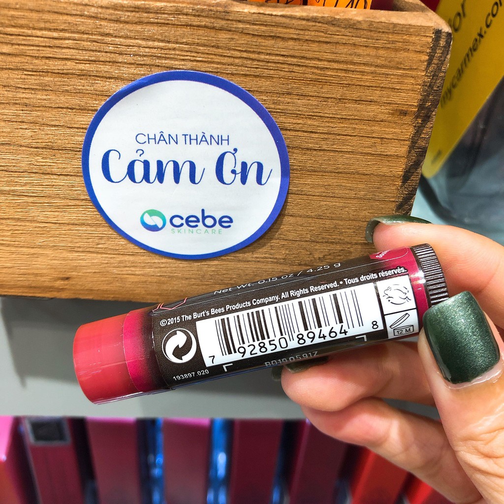 Son dưỡng có màu Burt's Bees Red Dahlia Tinted Lip Balm