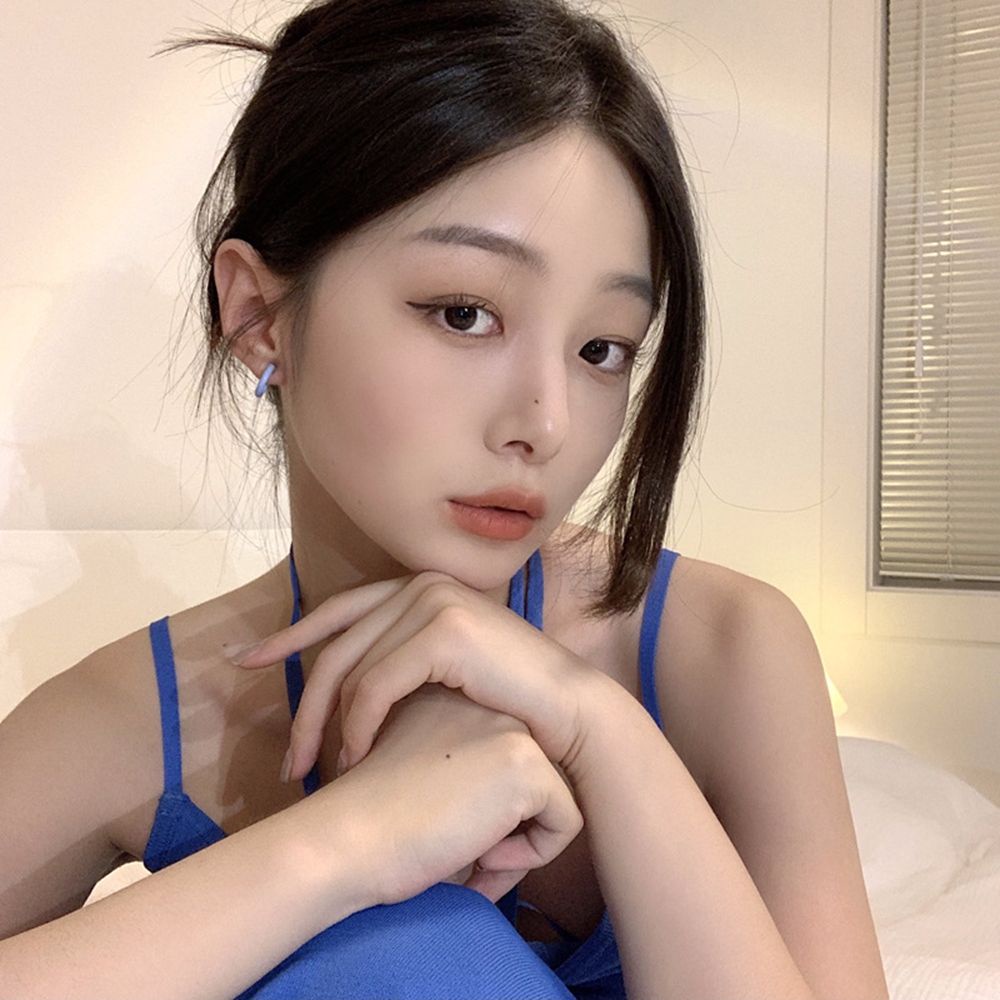 Set 3 Đôi Bông Tai Hình Tròn Nhiều Màu Sắc Thời Trang Hàn Quốc Thanh Lịch Cho Nữ