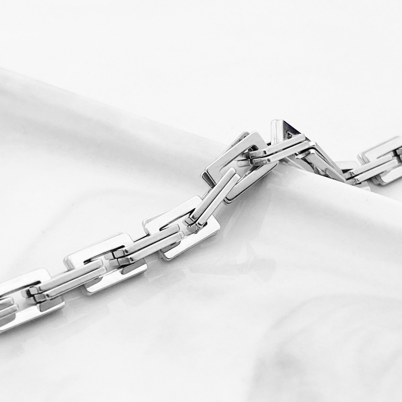 Lắc tay titan xích chữ nhật kép không gỉ UB04