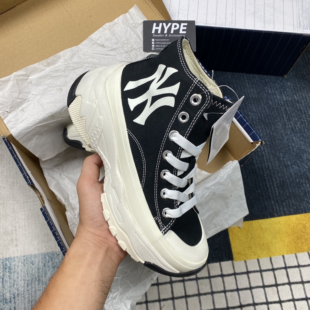 Giày sneaker MLB Chunky High Padding New York Yankees (MLB đen đế đen trắng) - HYPE Sneaker | Bản 1:1 chuẩn