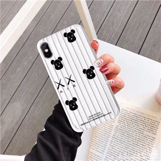 ỐP VALI BEAR BRICK NHÍ - CASE IPHONE