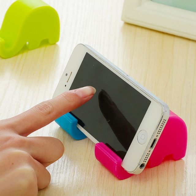 Giá đỡ điện thoại, máy tính bảng hình chú voi | BigBuy360 - bigbuy360.vn