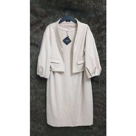 Set vest  màu nude newtag