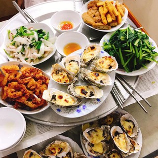 Mâm nhôm ăn cơm