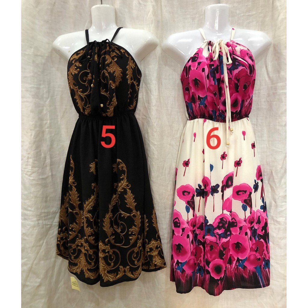 Đầm xốp cổ yếm ngắn | BigBuy360 - bigbuy360.vn