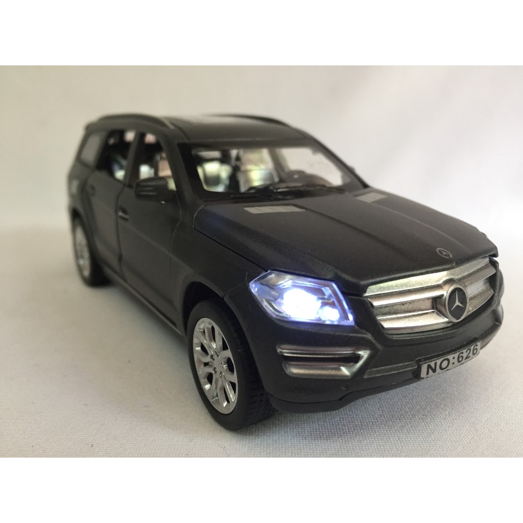 Đồ chơi mô hình xe Ô TÔ Mercedes-Benz GL500 tỷ lệ 1:32