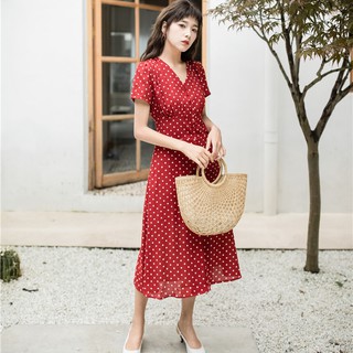 Váy chấm bi màu đỏ cổ V ( Order)