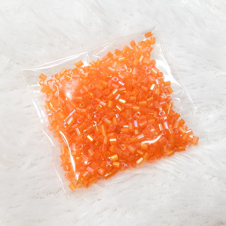 Hạt cườm gãy đính kết áo trang trí trang phục làm nhiều màu