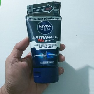 Sữa rửa mặt giúp sáng da & kiểm soát nhờn nivea men