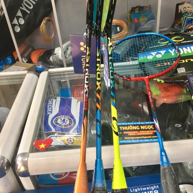 Vợt Cầu Lông Yonex Khung Cacbon Siêu Bền Đan 9-10Kg Tặng Kèm Lưới, Cuốn Cán Và Trái Cầu
