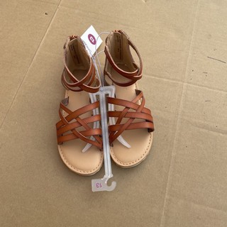 sandal quai chéo chiến binh