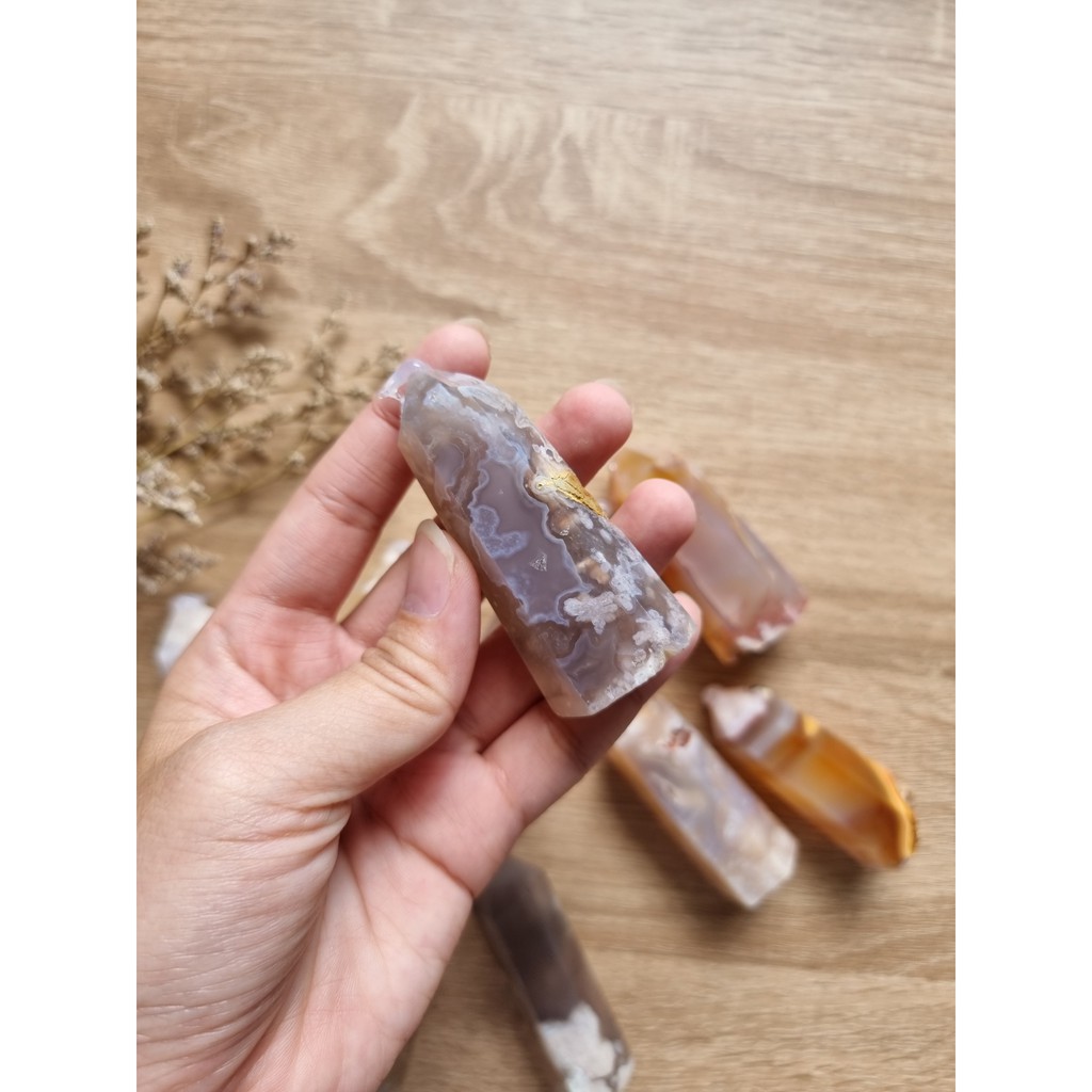 Trụ đá thanh tẩy mã não hoa anh đào (Blossom Agate), dùng trong Tarot, Reiki, thiền định, trụ phong thủy