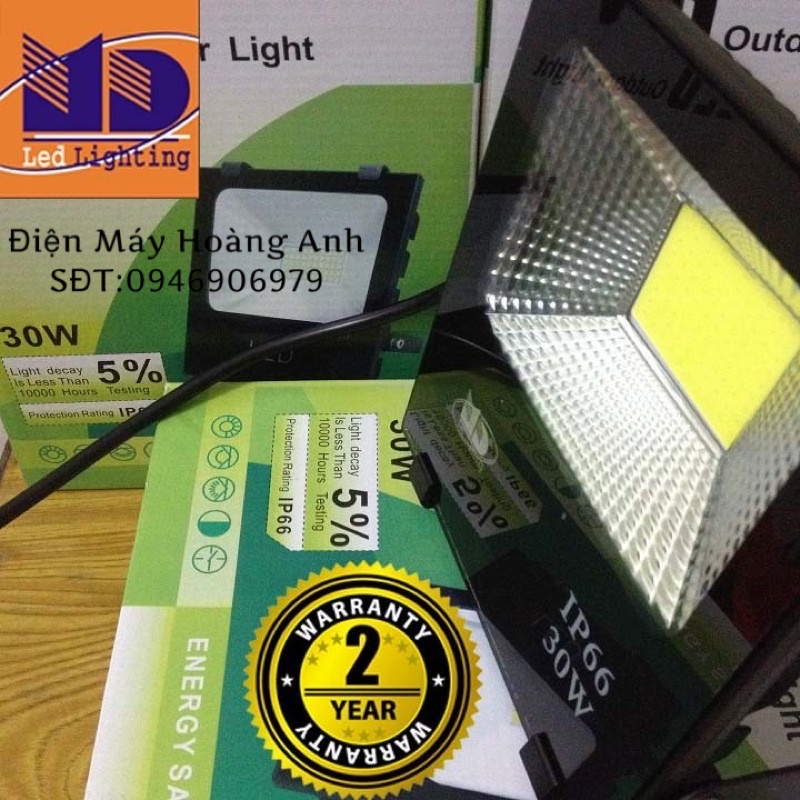 [ Bảo hành 2 năm ] Đèn pha thân đen chóng nước IP66 MÀU TRẮNG,MÀU VÀNG 30W,50W-LỖI 1 ĐỔI 1