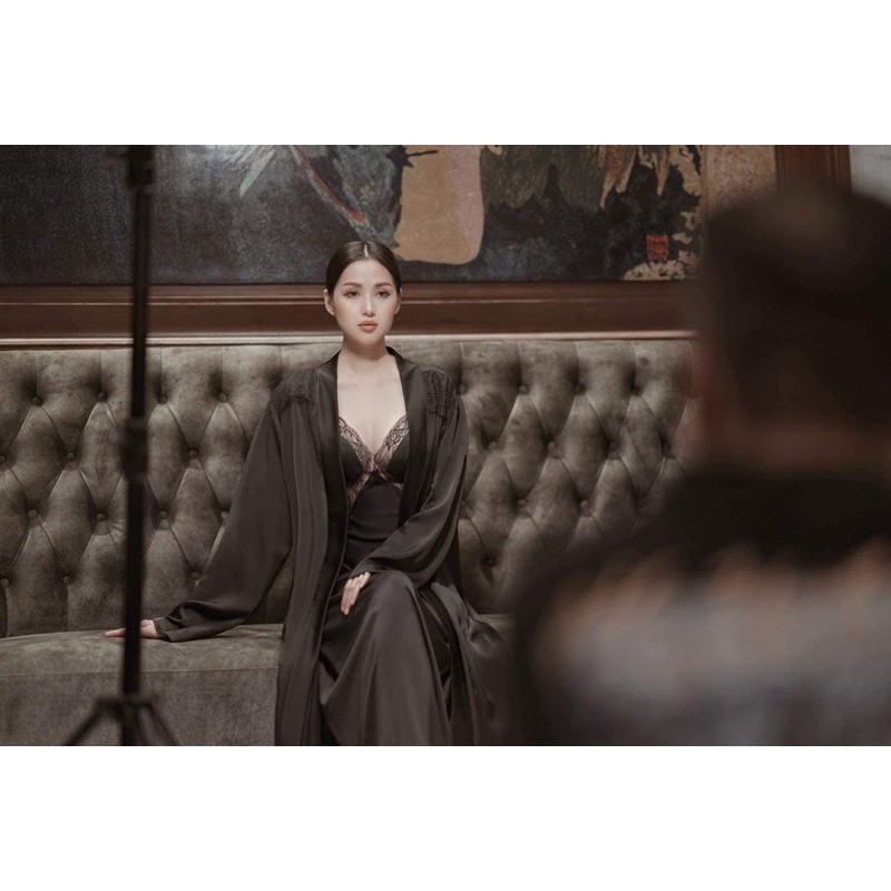 Đầm ngủ satin phối ren