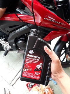 Nhớt Fuchs Silkolene 10W40 1Le