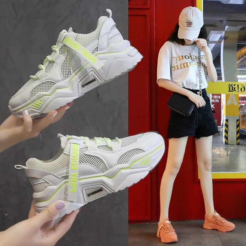 ẢNH VÀ VIDEOTHẬT  Giày thể thao sneaker nữ ULZZANG huy hiệu cúc dây phối màu