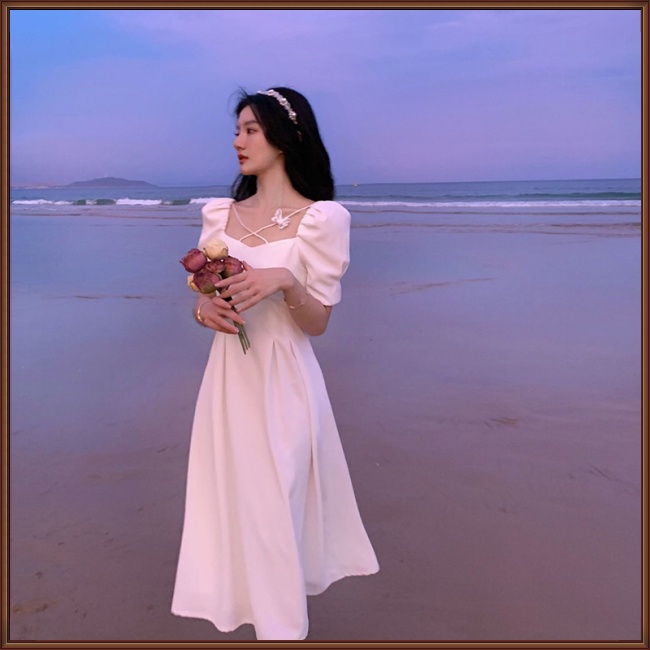 Đầm Dài Trung Bình Cổ Vuông Tay Phồng Màu Trắng Cổ Điển Cho Nữ