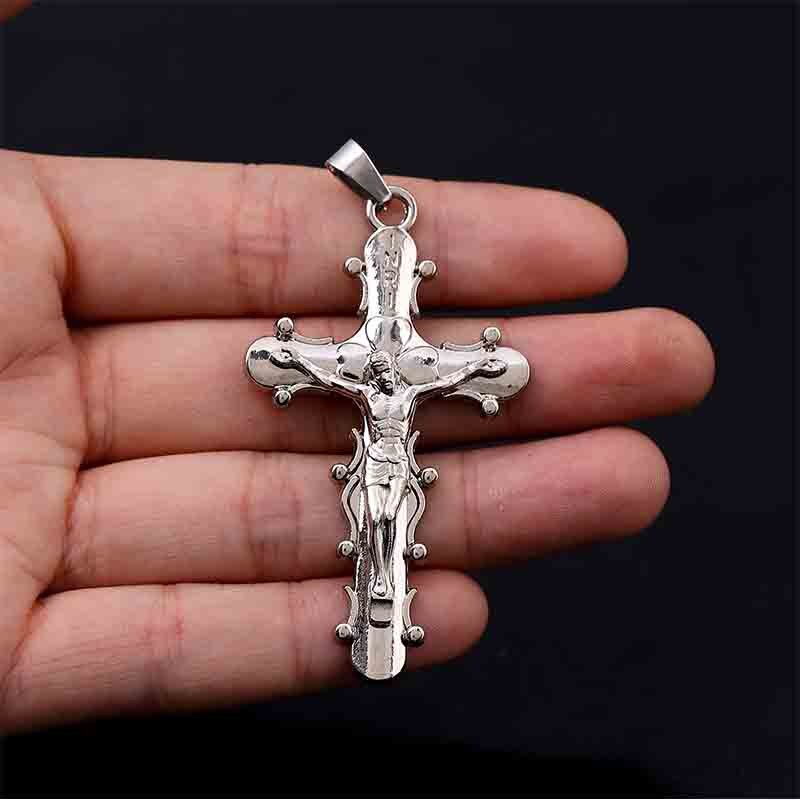 1 Vòng cổ Mặt Thánh Giá Thời Trang Mới