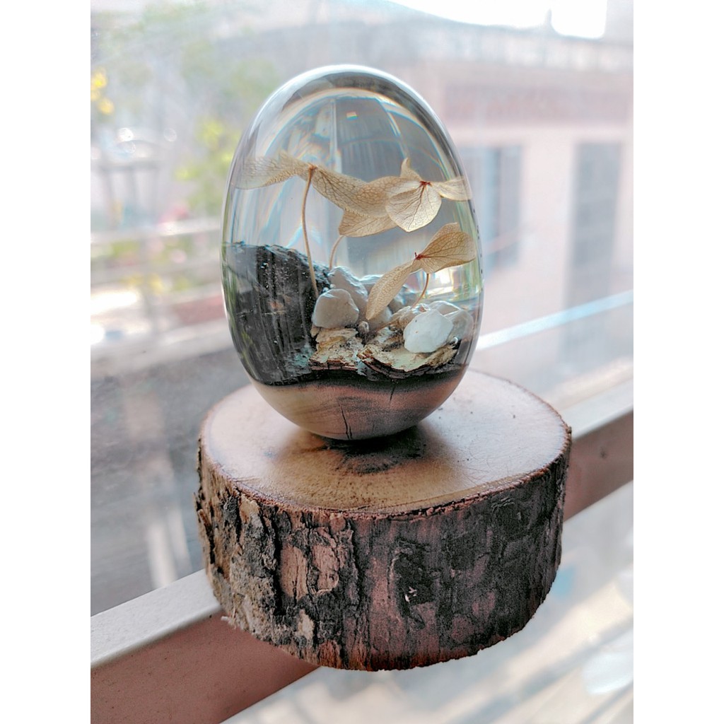 Trứng resin handmade mẫu lá vàng, trang trí bàn làm việc, quà tặng, quà lưu niệm đặc biệt