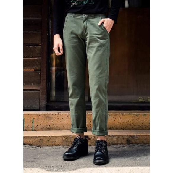 Quần khaki chinos nam xanh rêu dài
