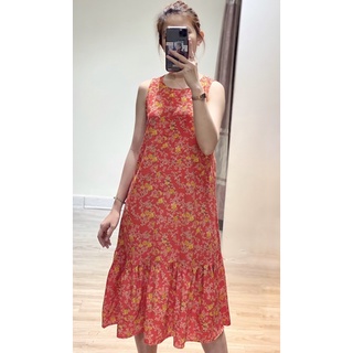 Đầm sát nách đuôi bèo hoa nhí