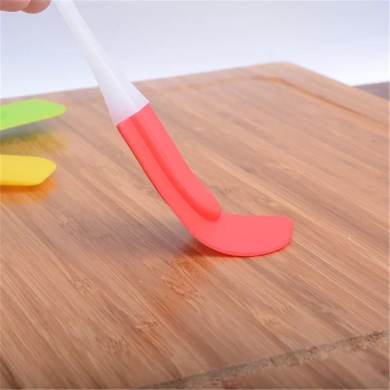 Spatula cán nhựa 18cm / Phới dẹt 1