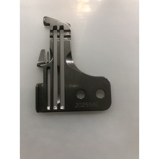 mặt nguyệt vắt sổ 4 chỉ pegasus M700 bờ lớn 202554E