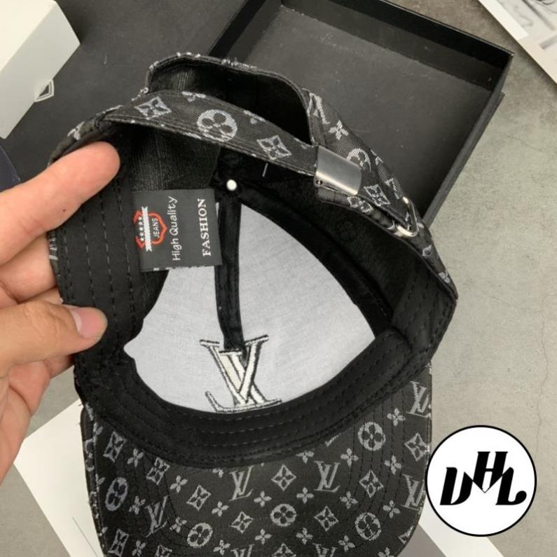 Nón Kết in Thêu Hoạ Tiết LV Full Tem Khoá Gài Thời Trang Nam Nữ