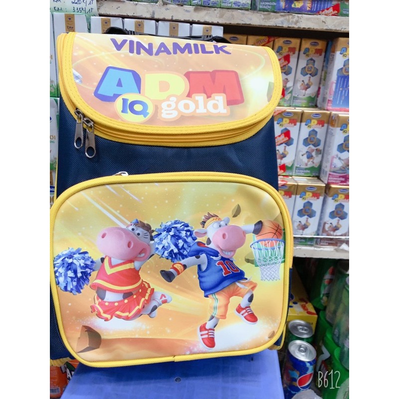 Ba lô chống gù khuyến mại sữa Vinamilk