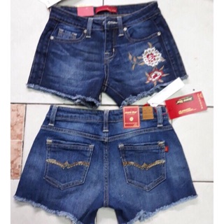 short xuất khẩu chỉ nỗi thiêu hoa