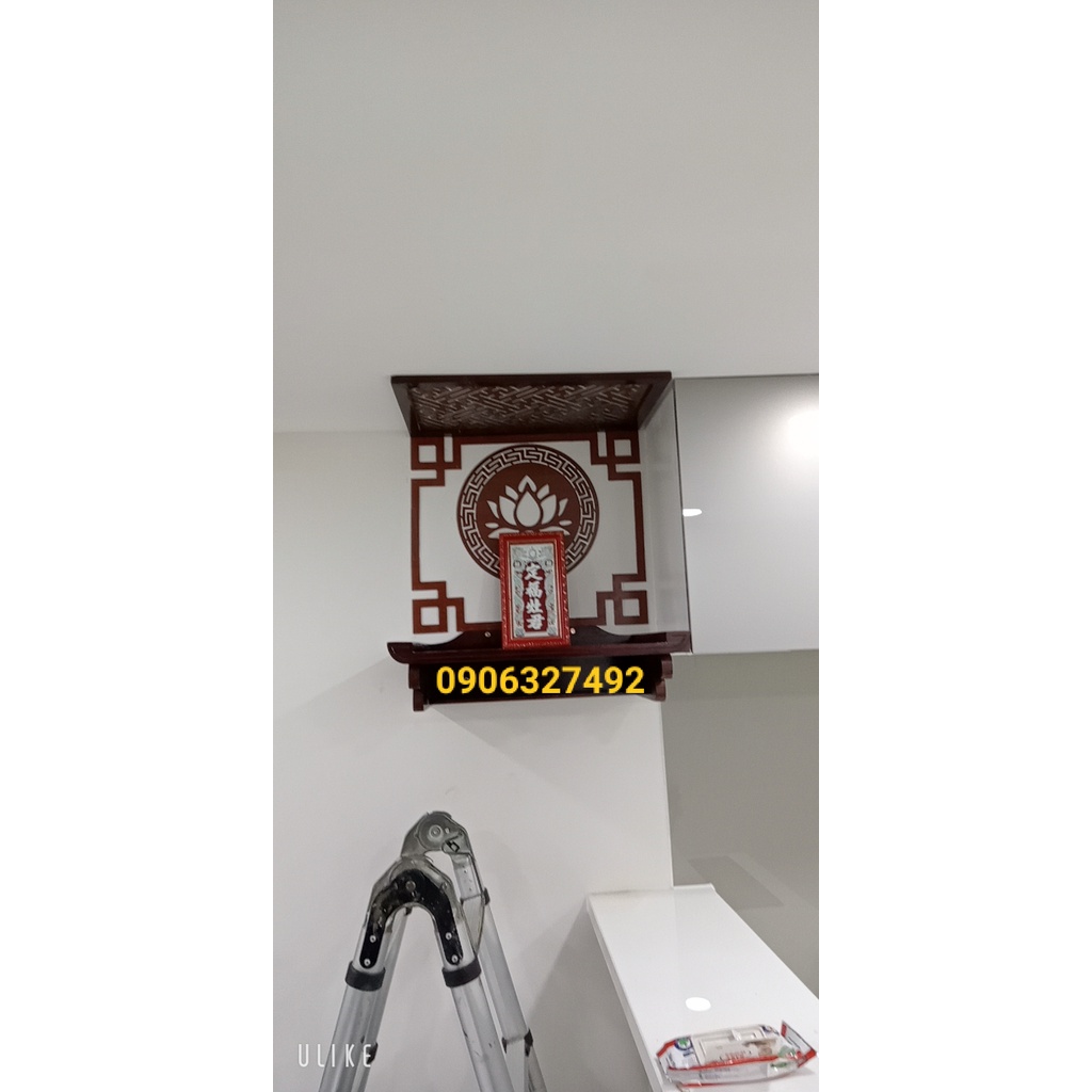 Tấm chắn khói bàn thờ 60cm chữ vạn cánh dán 40x60