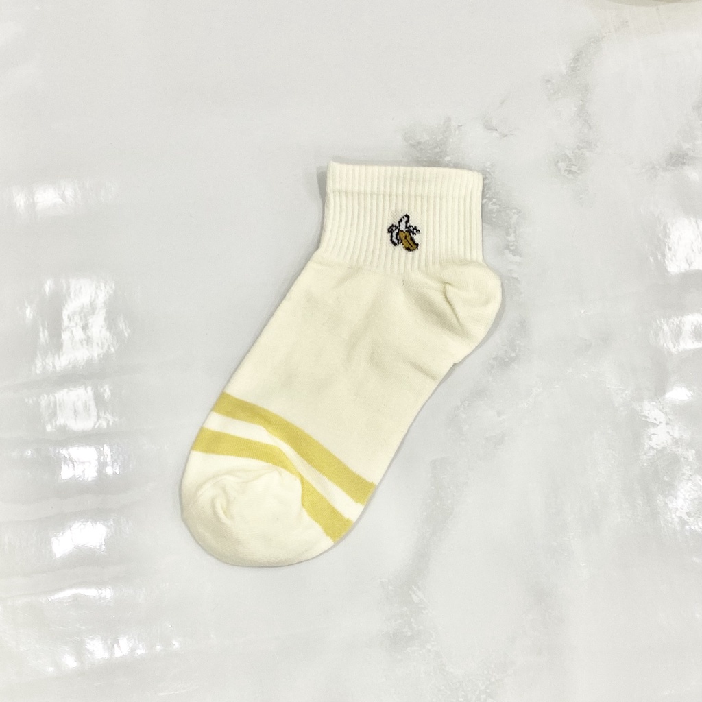 ẢNH THẬT  Tất - vớ nữ cổ cao họa tiết màu vàng dễ thương, xinh xắn Jelishop