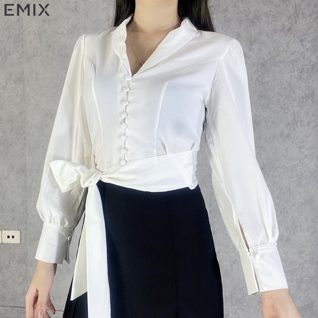 Áo croptop cúc bọc buộc nơ EMIX (màu trắng), dáng ngắn, cổ vest, dài tay, chất lụa mềm mại, không nhăn