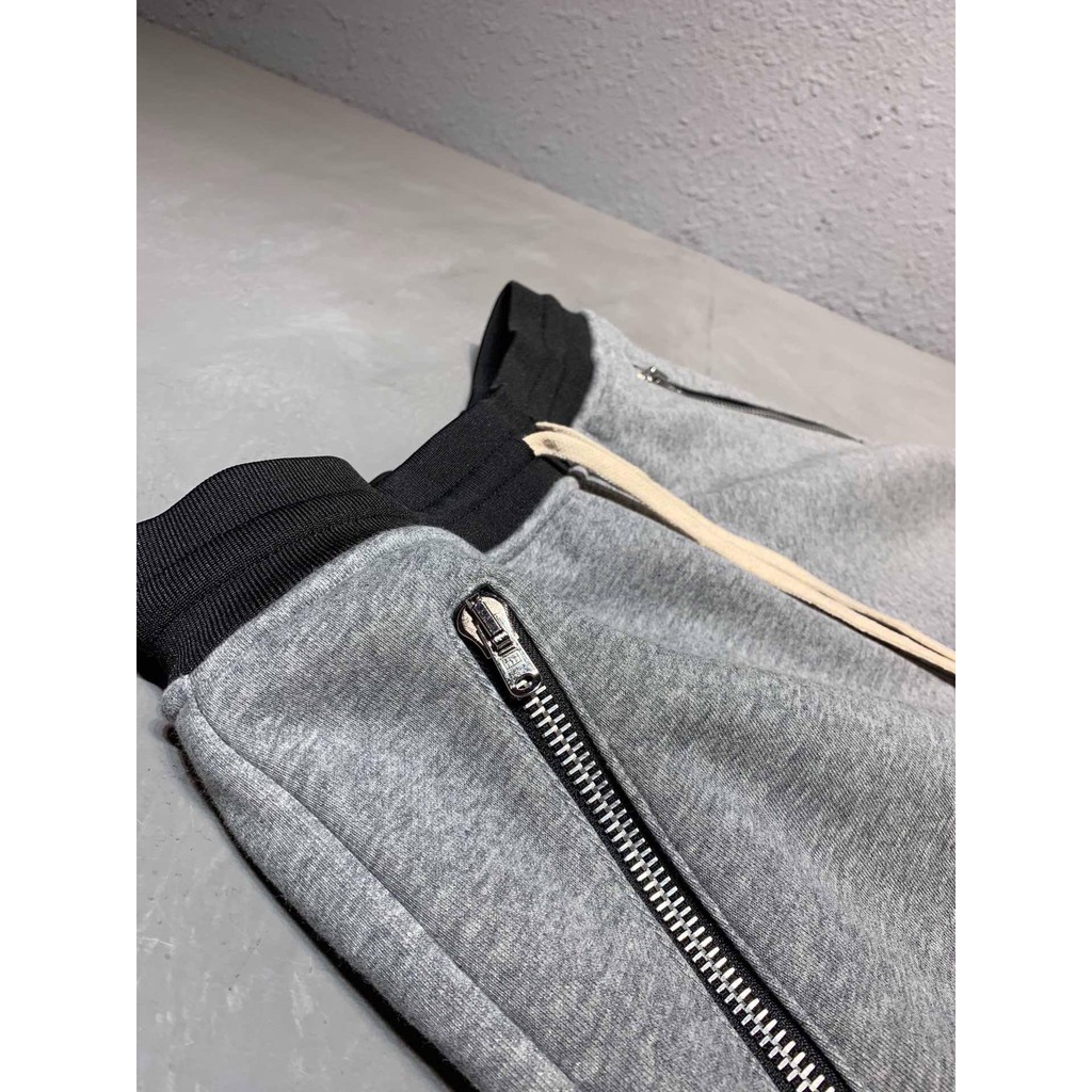 [Mã SKAMA06 giảm 8% TỐI ĐA 50K đơn250K] Quần short nỉ TBG kẻ sọc xám , quần sooc thể thao nam nữ unisex , MSW Town | BigBuy360 - bigbuy360.vn