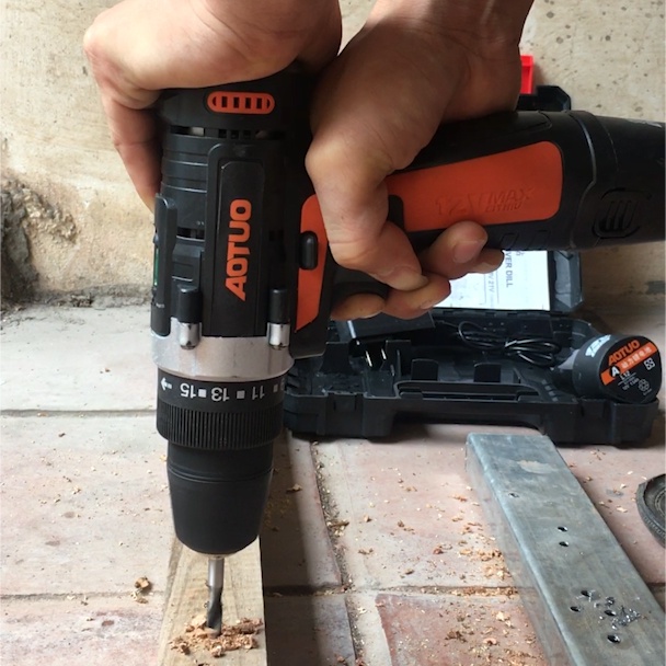 KHOAN CẦM TAY AOTUO 12v - Bắt Vít, Khoan Lỗ, gỗ, gạch, nhôm, tôn, bắn thạch cao...Tặng mũi khoan