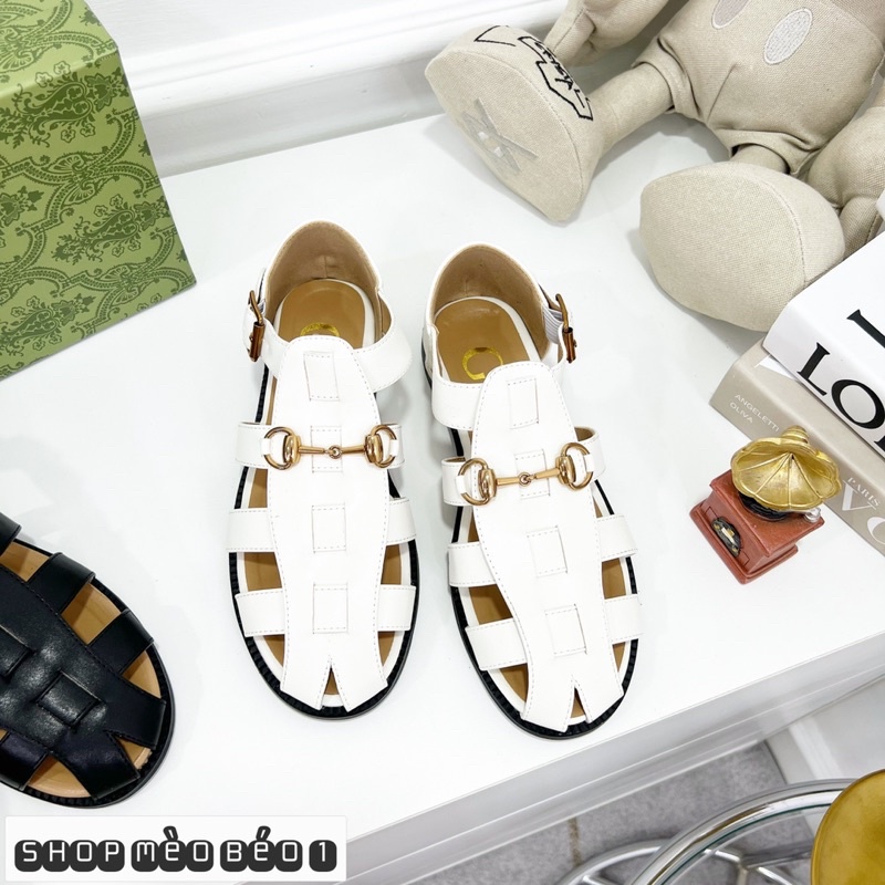 Sandal giọ guci khoá ngang đế bệt fullbox