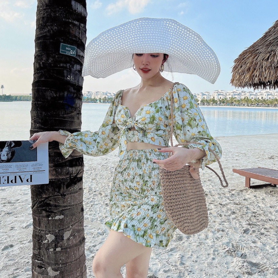 Set Áo croptop hoa xanh dài tay mix chân váy nhún Thuyngothanh