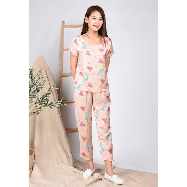 Bộ ngủ lụa Winny - không tag